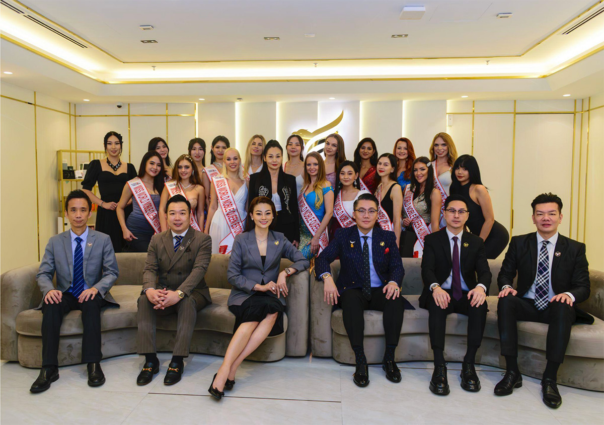 Infusing Elegance: World Noble Queen Pageants Bring Glamour to the Heart of First Pavilion Global Berhad
